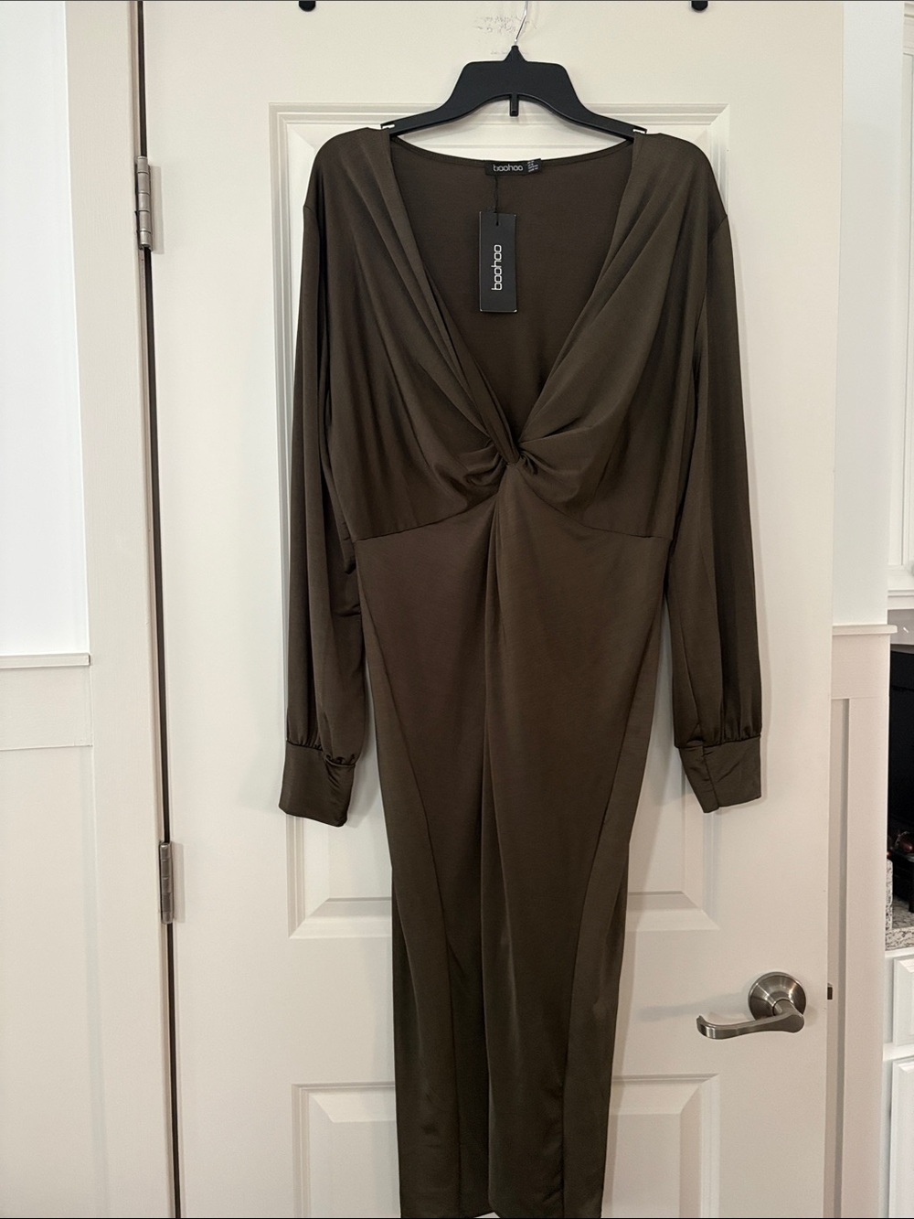 Boohoo Olive Twist-Front Long Sleeve Midi Dress